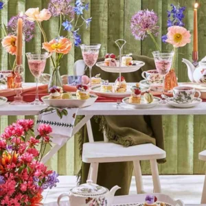 Сервірування столу Portmeirion Botanic Garden тарілки боули та кухлі з квітами оригінальний англійський посуд дизайн Англія