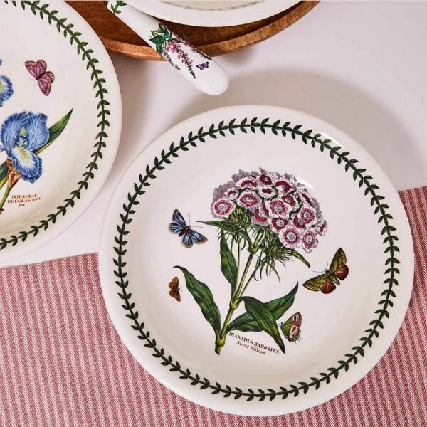 Тарілки для пасти Portmeirion Botanic Garden з ірисом та гвоздикою прикрашені лавровим вінком і виготовлені в Англії