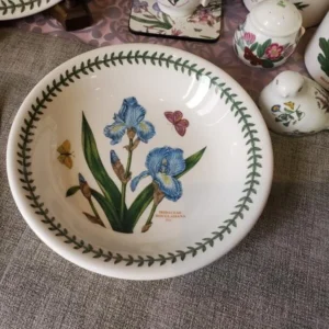 Тарілка для пасти Portmeirion Botanic Garden з ірисом діаметром 22 см та лавровим вінком виготовлені в Англії