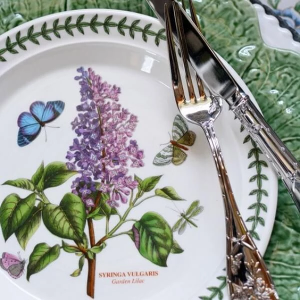 Посуд Portmeirion Botanic Garden з різними квітковими малюнками виготовлений в Англії та принесе особливу естетику вашій оселі